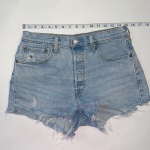 Levi's 501 shorts size 30